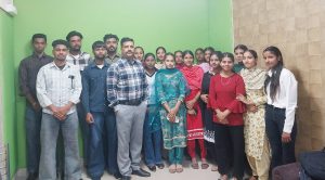 वाशु कम्युनिकेशन स्किल सेंटर द्वारा प्लेस्मेंट ड्राइव सेलेक्ट कैंडिडेट